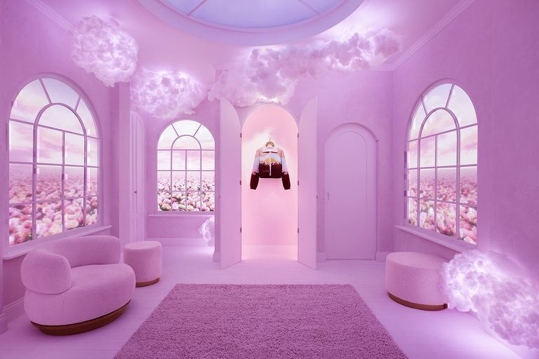 Pasa la noche en la última colección de House of Sunny para la Semana de la Moda en Londres